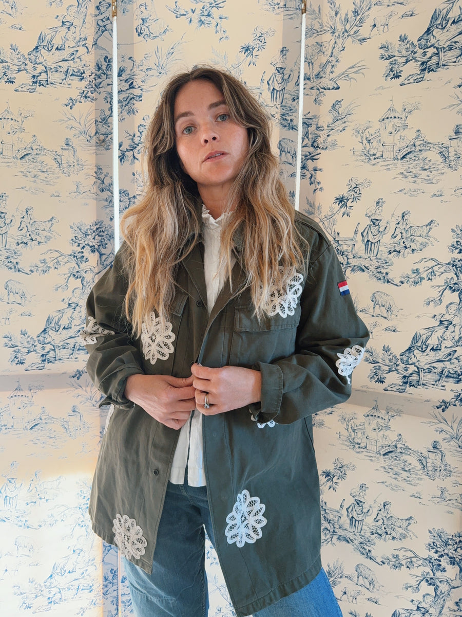 Lazy Daisy Jacket – A Touch of Vintage