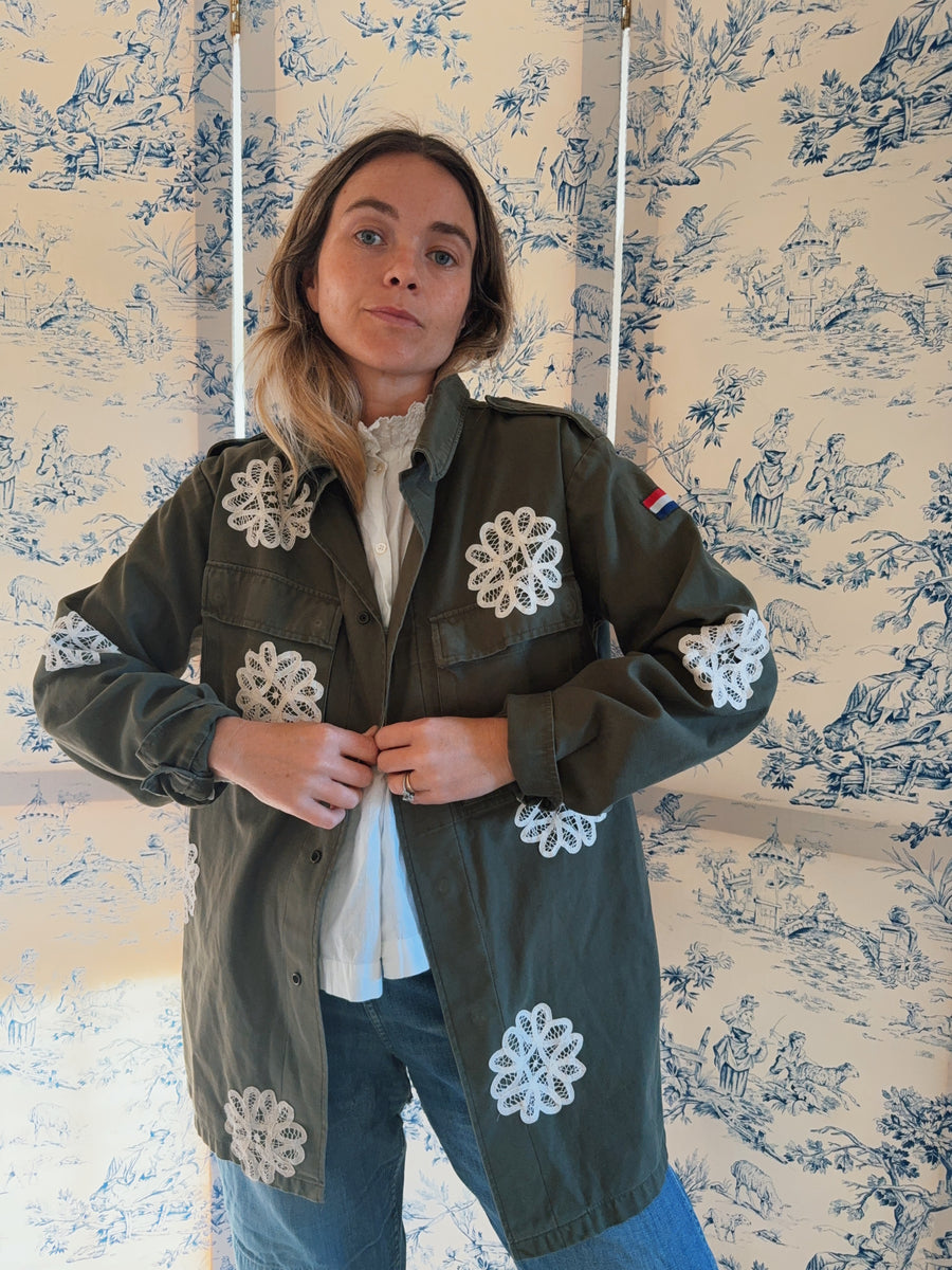 Lazy Daisy Jacket – A Touch of Vintage